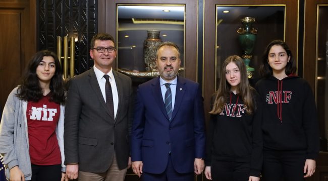 Liseli öğrencilerden Başkan Aktaş’a teşekkür