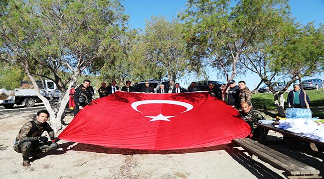 TEMİZLİK ÖNCESİ İDLİB ŞEHİTLERİ ANILDI