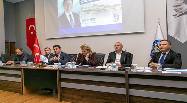 BAŞKAN ARAS: "HALKIN VE KAMUNUN PARASINI KİMSEYE ÇARÇUR ETTİRMEYİZ”