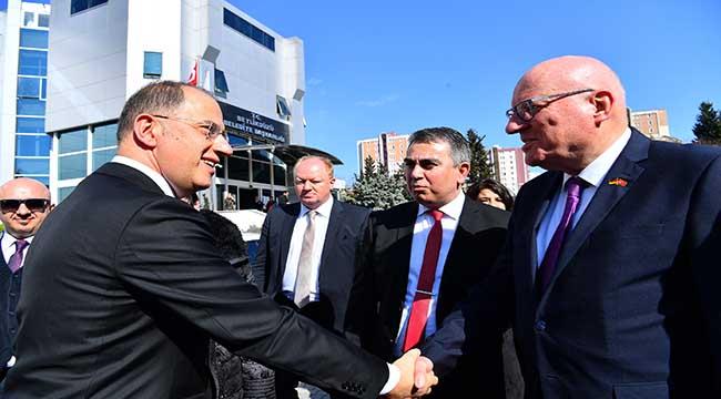 PADERBORN BELEDİYESİ’NDEN BEYLİKDÜZÜ’NE ZİYARET