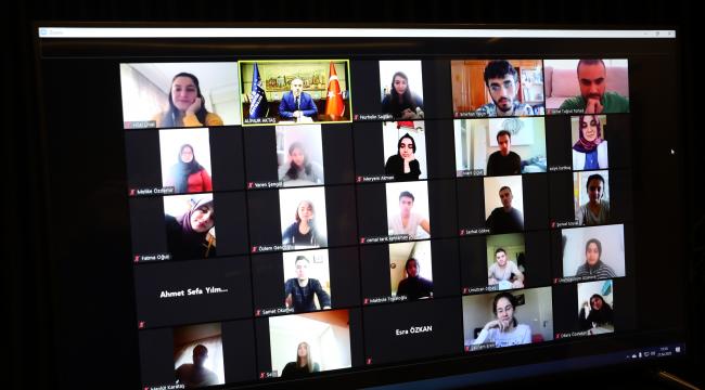 Eğitim uzaktan, destek gönülden