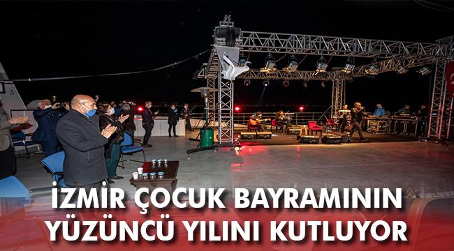 İzmir Körfezi'nde tarihi yüzüncü yıl konseri