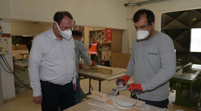 Mühendis Başkanın İcadı: PVC SU BORUSUNDAN YÜZ SİPERLİĞİ