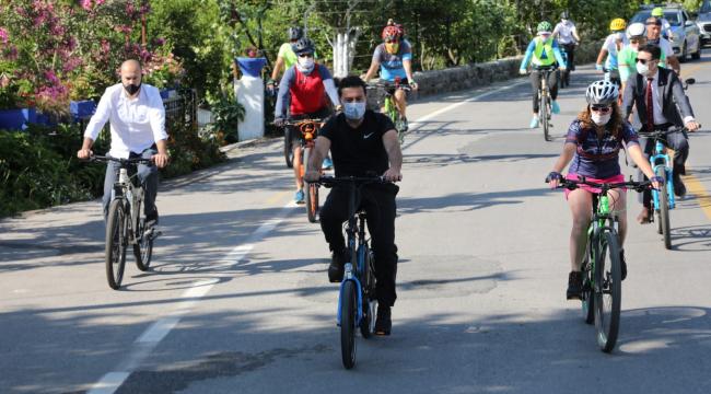 BAŞKAN ARAS MESAİYE PEDAL ÇEVİREREK GİTTİ