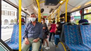 İzmir'de otobüslere ameliyathane hijyeni
