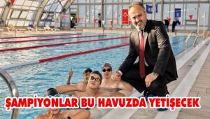 Mahmudiye Yarı Olimpik Yüzme Havuzu, törenle hizmete açıldı