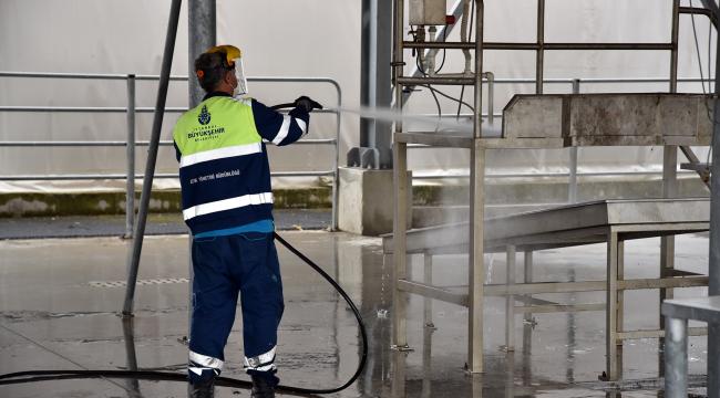 KURBAN SATIŞ VE KESİM TESİSLERİ TEMİZLENİYOR