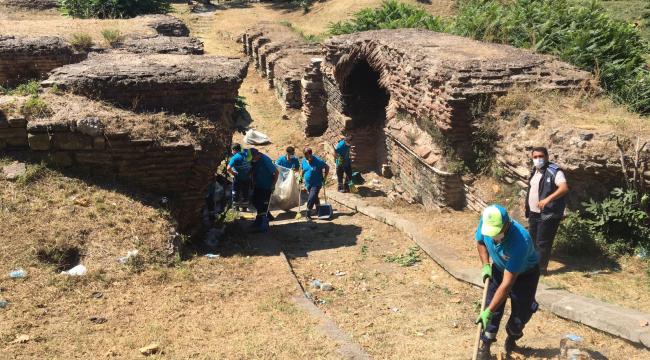 İBB AZİZ POLYEUKTOS KİLİSESİ’Nİ TEMİZLEDİ