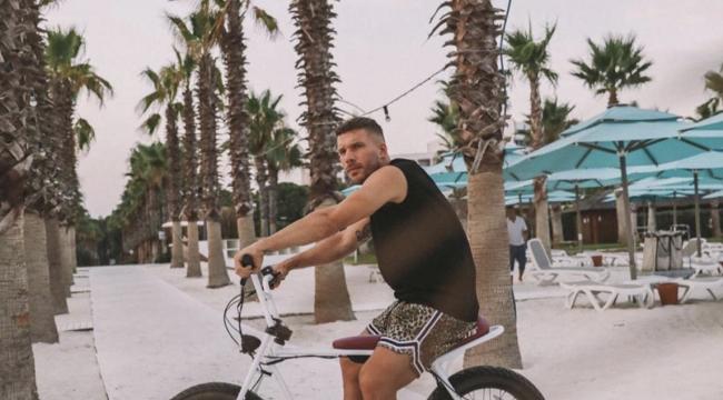 Ünlülerin tatil tercihi Regnum Carya Oluyor