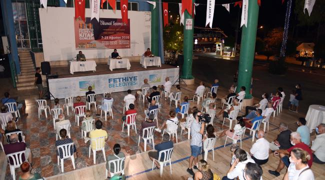 Usta yazarlar, ‘medya ve iktidar’ söyleşisinde buluştu