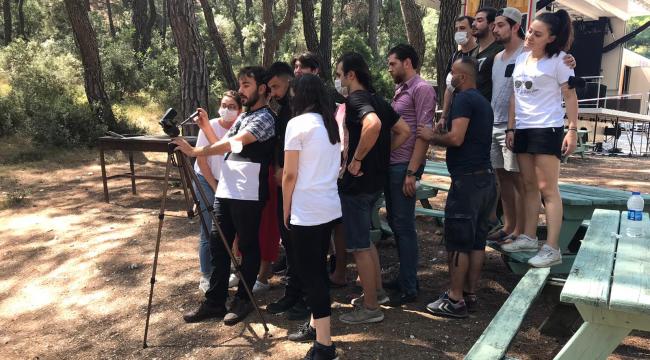 Usta oyuncular Bornova’da gençlerle buluştu