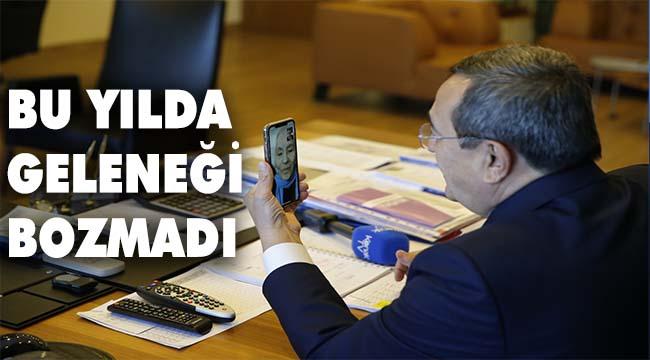 Başkan Batur’dan öğretmenine  ‘pandemiye özel’ kutlama