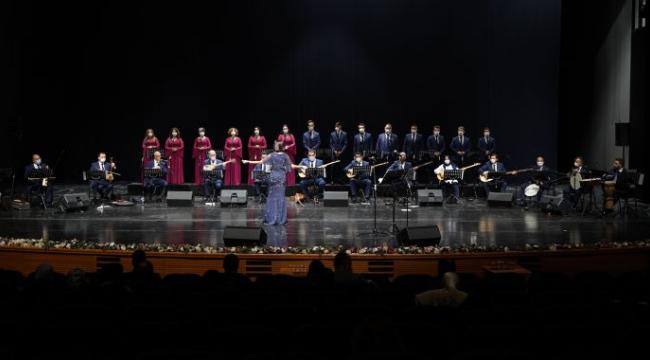 Konser gelirleri depremzedelere bağışlandı