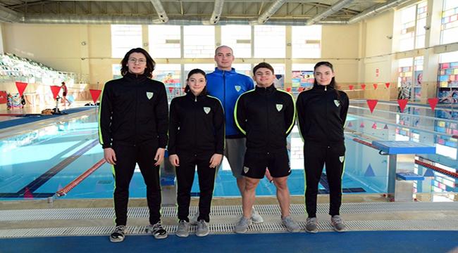 Yüzücüler Türkiye Şampiyonasına Katılıyor