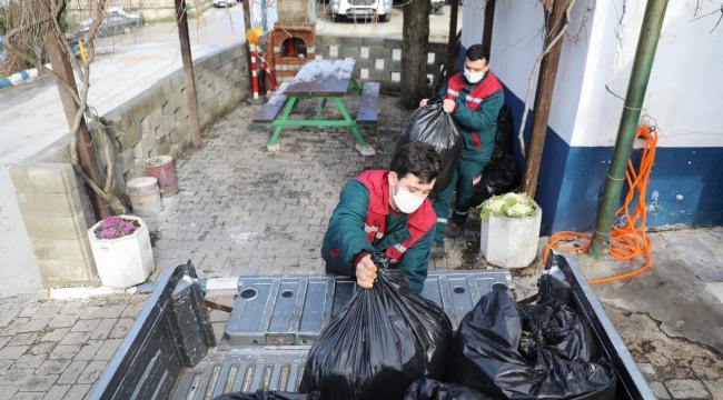 Perşembe Pazarı Atıkları Yaban Hayvanları İçin Doğaya Bırakılıyor