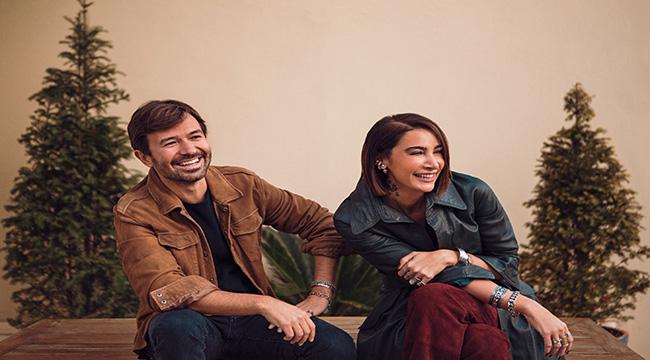 Sıla ve Yalın yeni yılı binlerce hayranıyla karşıladı