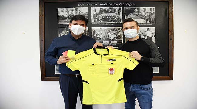 Fethiyeli üst klasman hakemi Emre Kargın,  Alim Karaca’yı ziyaret etti