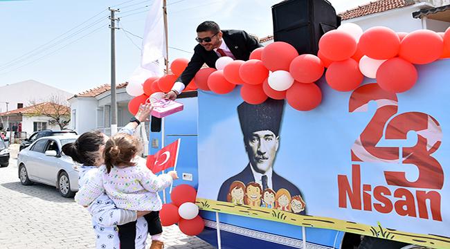 FOÇA BELEDİYESİ 23 NİSAN KUTLAMA TURUNDA BÜYÜK COŞKU