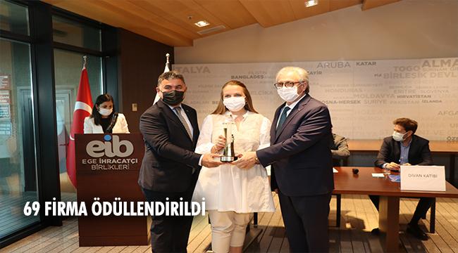 Hazırgiyim ve konfeksiyon sektöründe ihracatın yıldızları ödüllerine kavuştu