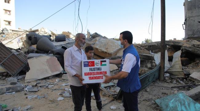 GAZZE YARALARINI SARIYOR!