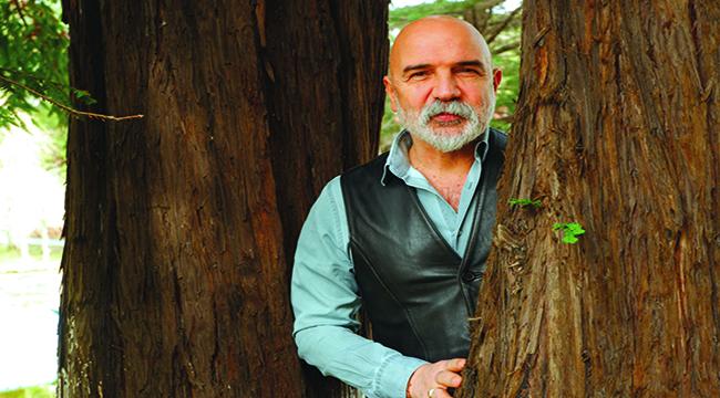 “Sahne Beni Bırakmadığı Sürece Ayrılamayacağım Bir Sevgili”