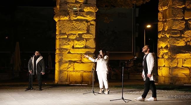 EFES SELÇUK’TAN İLGİ ÇEKEN MÜZİK KLİBİ