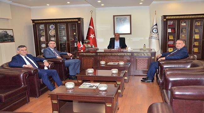 YARGI KADEMESİNDEN BAŞKAN YÜCELİK’E VEDA ZİYARETİ