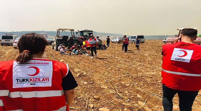 KIZILAY ORMAN YANGINLARINDAN  ETKİLENENLERE DESTEK OLUYOR