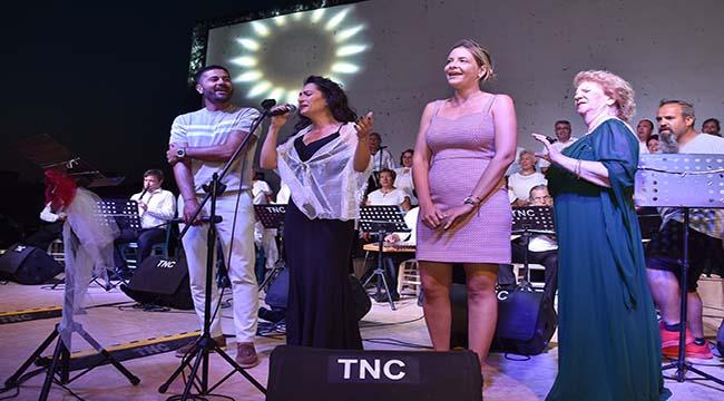 YENİ FOÇA&#039;DA TÜRK SANAT MÜZİĞİ AKŞAMI