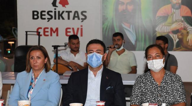 BAŞKAN RIZA AKPOLAT MUHARREM AYININ İLK ORUCUNU KOMŞULARIYLA BERABER AÇTI