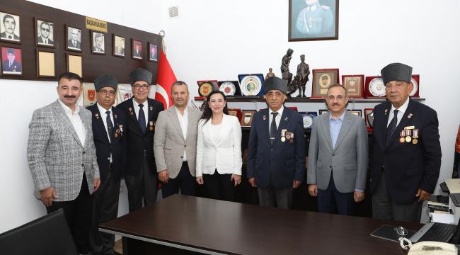 Başkan Sürekli, Gazi Dernekleri ile bir araya geldi