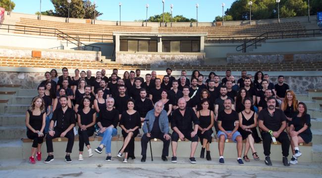 İzmir Şehir Tiyatroları 1 Ekim&#039;de perde açıyor