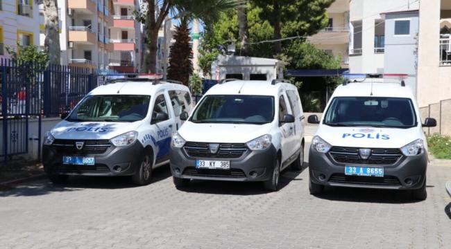 Medcem Çimento, Emniyet Müdürlüğü’ne 3 adet araç bağışladı