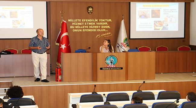 Ödemiş Belediyesi’nde stajyer öğrencilere iş sağlığı ve güvenliği eğitimi