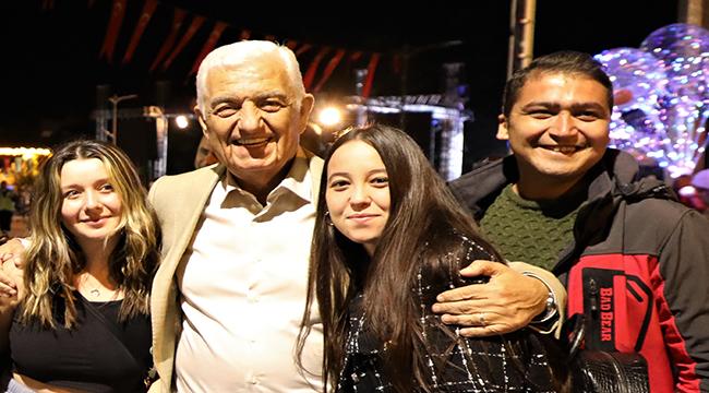 Başkan Gürün, “Üniversite Öğrencileri İçin Eğitim Desteği Başlattık”