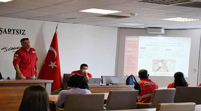 AKUT’tan engellilere deprem eğitimi