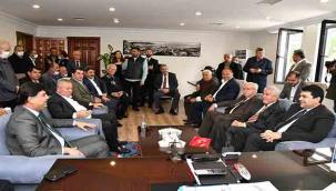 DP Lideri Uysal, Belediye Başkanı Karaca'yı ziyaret etti