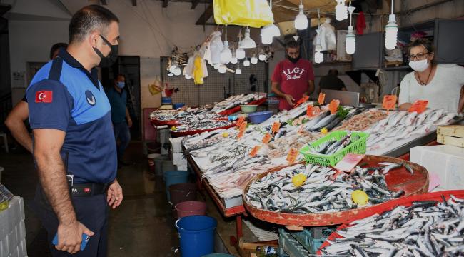 KUŞADASI’NDA 2021 YILINDA SAĞLIKSIZ GIDAYA GEÇİT VERİLMEDİ