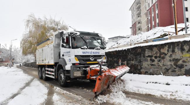 YAKUTİYE’DE KAR MESAİSİ BAŞLADI