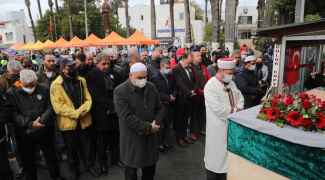 AKREP NALAN ÇOK SEVDİĞİ BODRUM’DA TOPRAĞA VERİLDİ