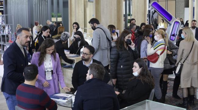 GÜZELLİK VE BAKIM İSTANBUL FUARI KAPILARINI AÇTI