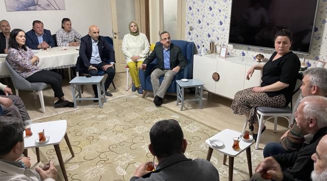 AK Parti İzmir Ramazan’da da durmuyor