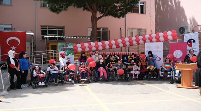 Dr. Ayten Bozkaya Spastik Çocuklar Hastanesi’nde 23 Nisan Coşkusu