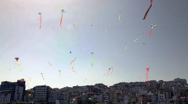 Uçurtma Şenliğinde 4 bin uçurtma havalandı