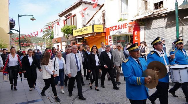 Çeşme&#039;de 19 Mayıs coşkusu
