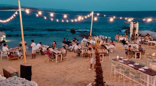 Çeşme sezonu bayramla açıldı