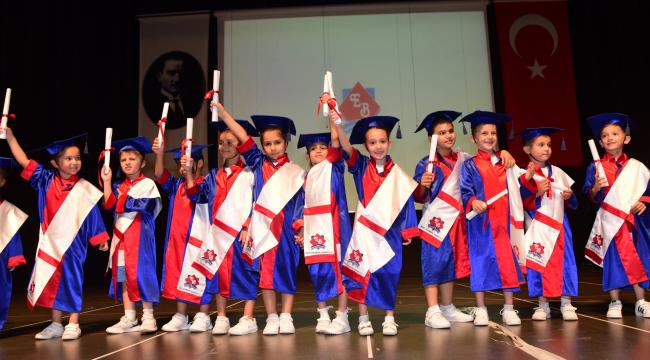 Egeberk&#039;te mezuniyet coşkusu