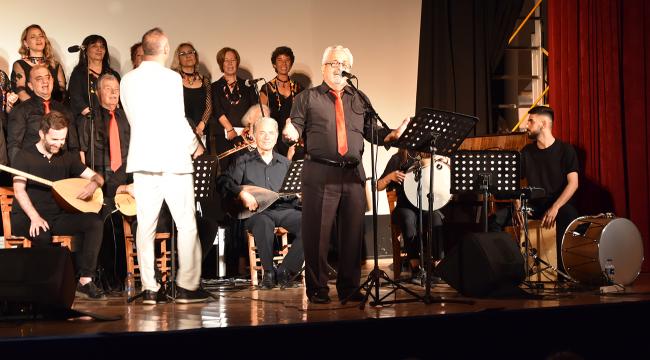 FOÇA’DA TÜRKÜLERLE YAZA MERHABA