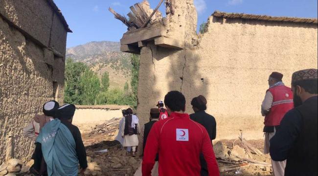 TÜRK KIZILAY YARDIMLARI AFGANİSTAN&#039;DAKİ DEPREMZEDELERE ULAŞMAYA BAŞLADI