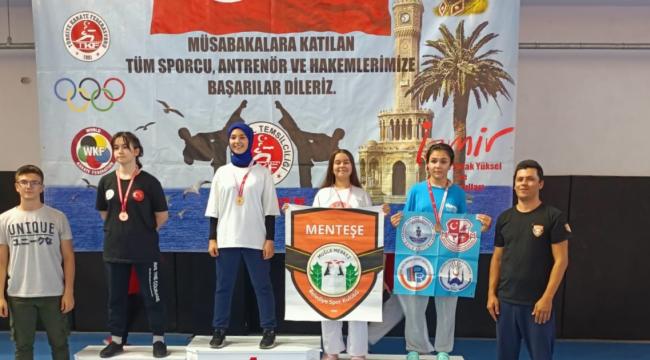 Menteşeli Karateciler İzmir’de Fırtına Gibi Esti